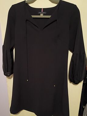 Tommy Hilfiger Black Long-Sleeve Mini Dress with Tie Detail 8P